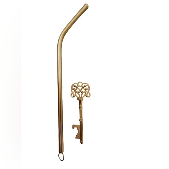 Specially - Box Of Best Wishes Set Includes Rose Steel Mug, Travel Bag Candle... - Picture 9 of 14